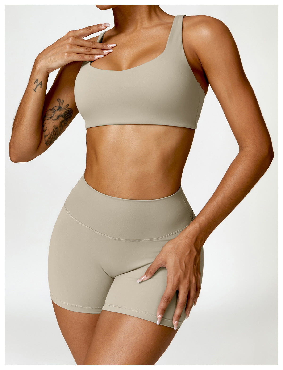 FOCUS Set Beige Bra + Short