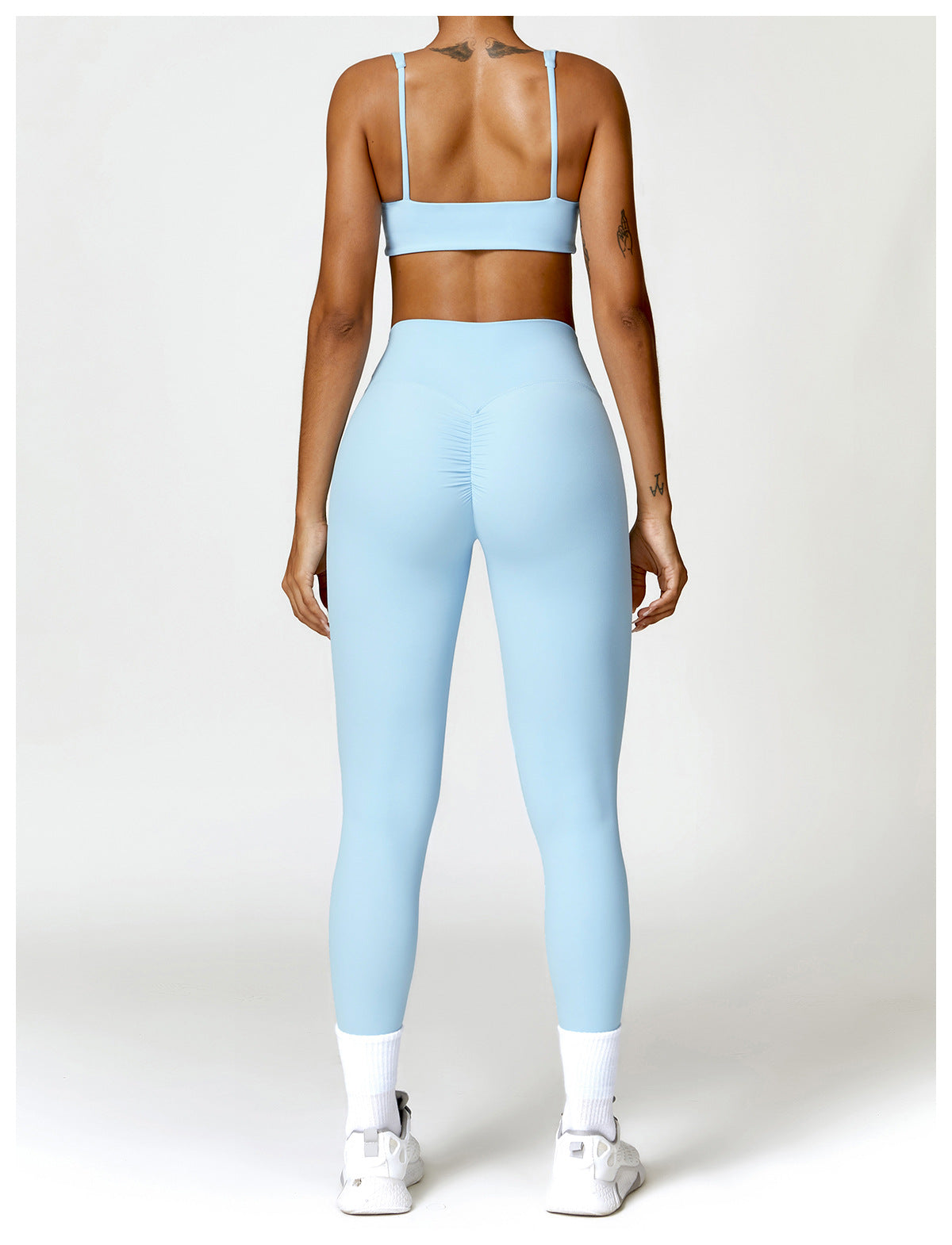 Focus Set Azul Cielo Top + Leggins